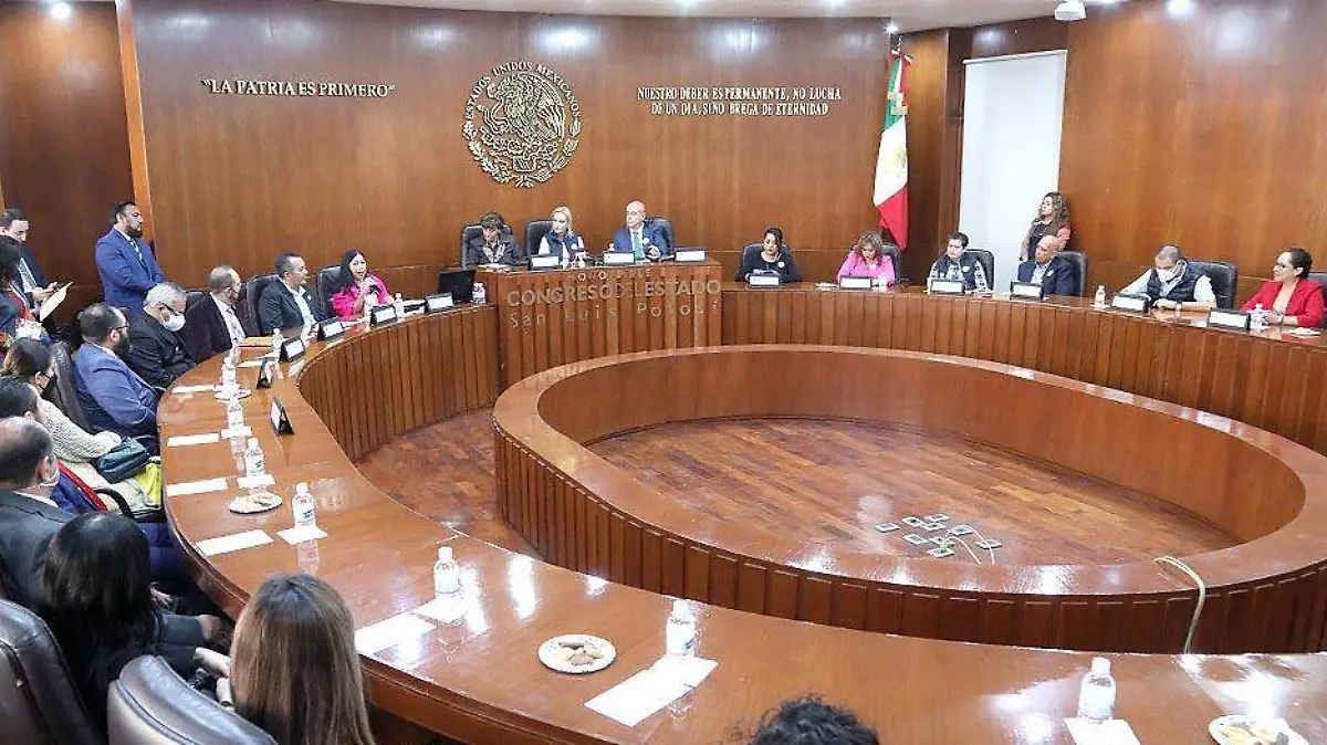 Firma de Convenio con la Universidad Intercultural